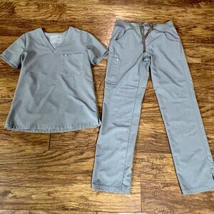 Women's FIGS Scrub Set - Light Grey